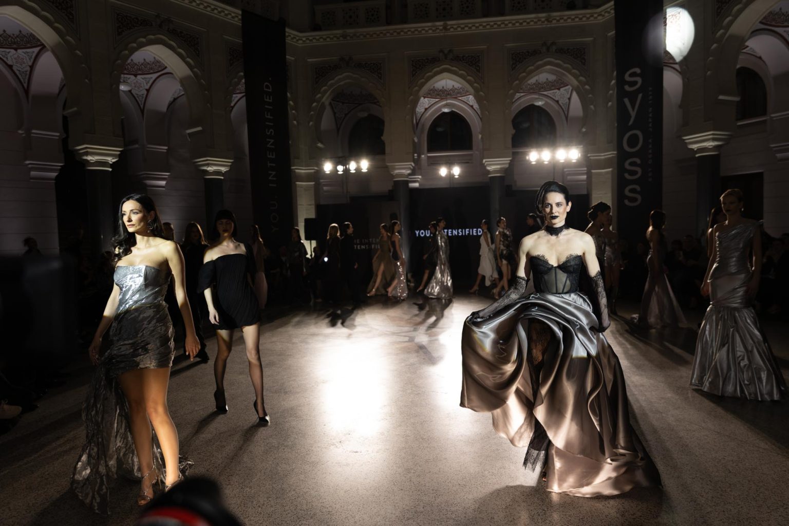 SYOSS GLAZE Fashion Show u Sarajevu donio spoj mode, kose i savremenog beauty izraza