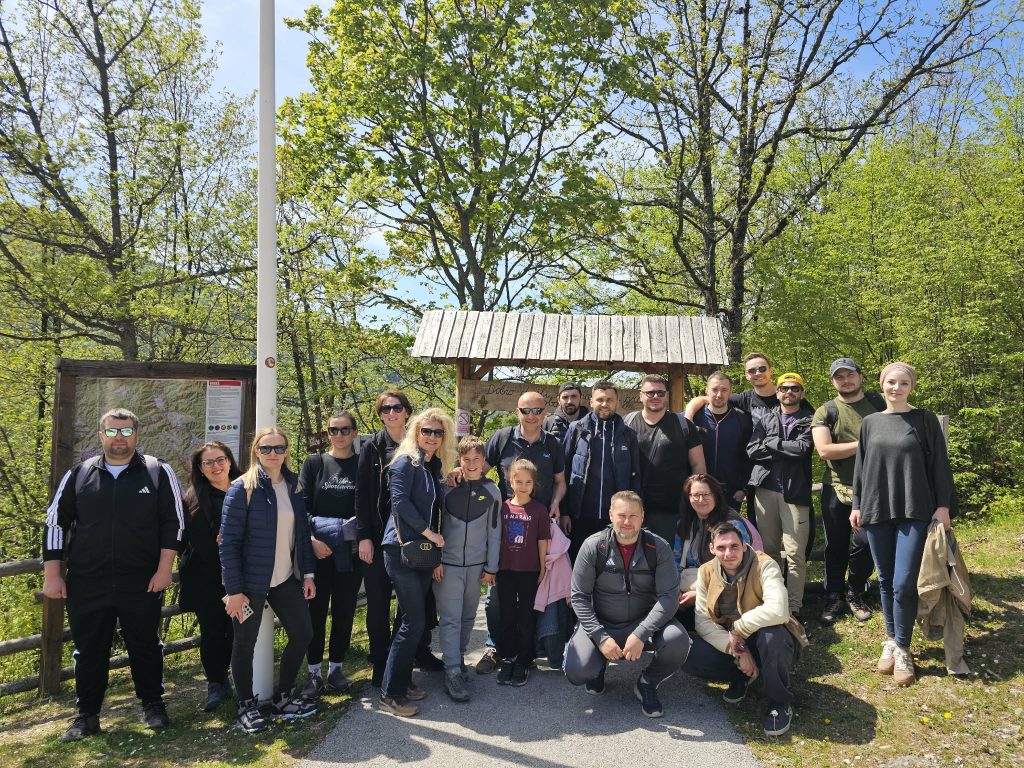 Zaposlenici sarajevske firme posjetili kraljevski Bobovac i upoznali bogatu historiju Bosne