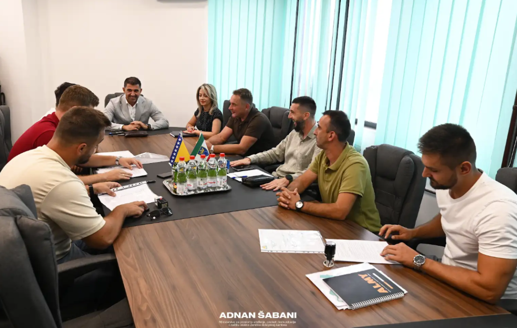 Veliki infrastrukturni zamah u ZDK: Ministarstvo za prostorno uređenje, promet i komunikacije i zaštitu okoline investira skoro tri miliona KM u rekonstrukciju regionalnih pravaca
