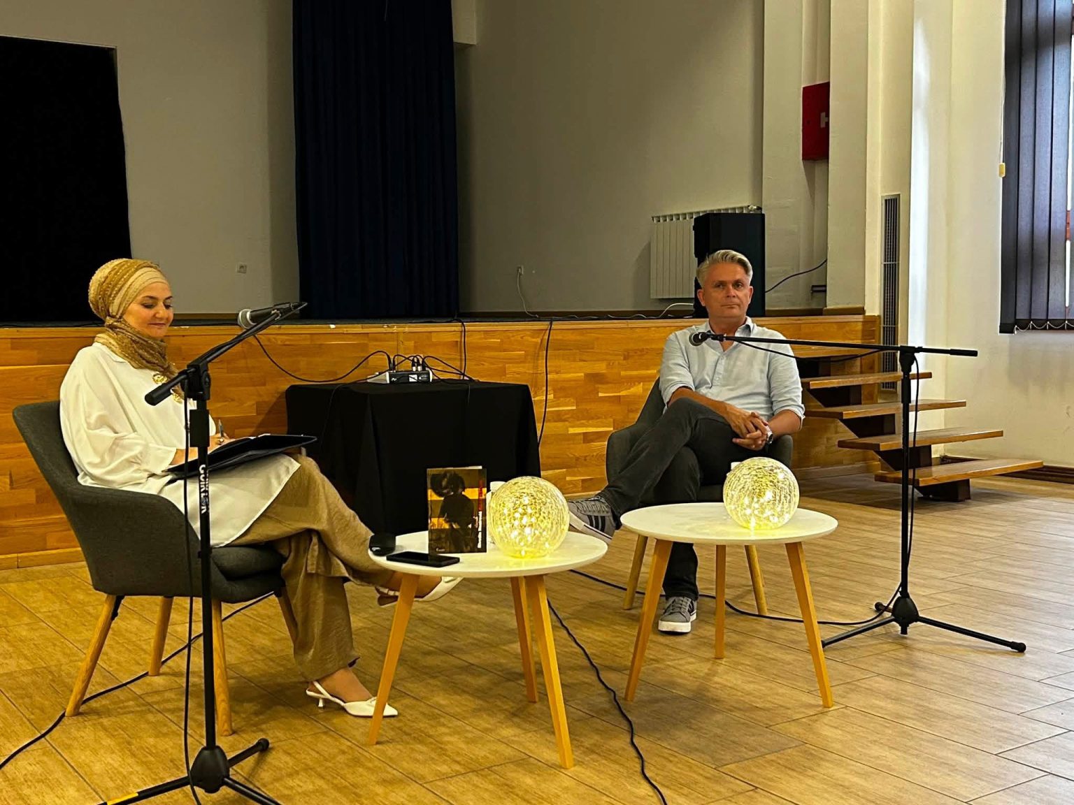 Književna večer sa Elvedinom Nezirovićem obogatila program IX VAART Festivala